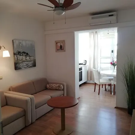 Apartment Mistral *