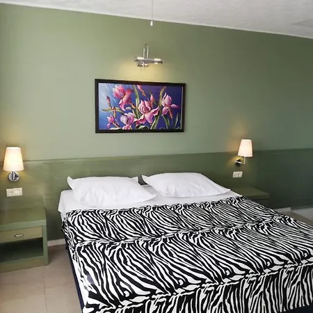 Mistral Apartment Makarska