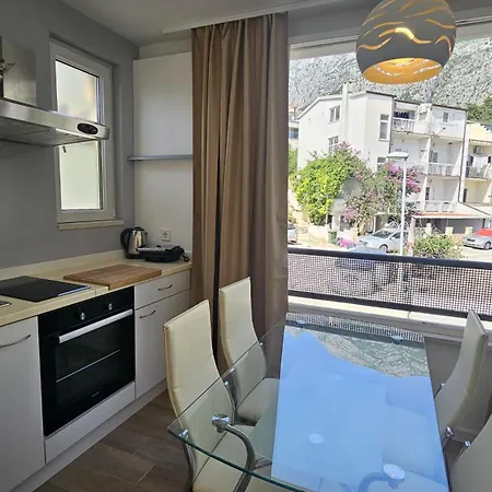 Mistral Appartement Makarska