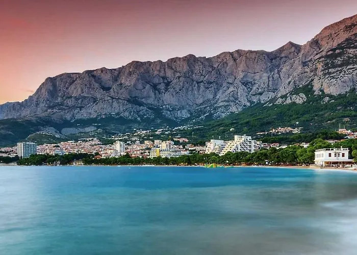 Mistral * Μακάρσκα