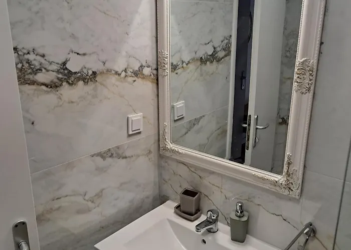 Mistral Μακάρσκα