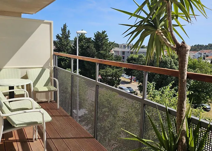 Apartment Mistral Makarska